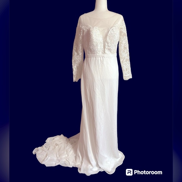 Hebeos wedding Dress with Train - Picture 1 of 16